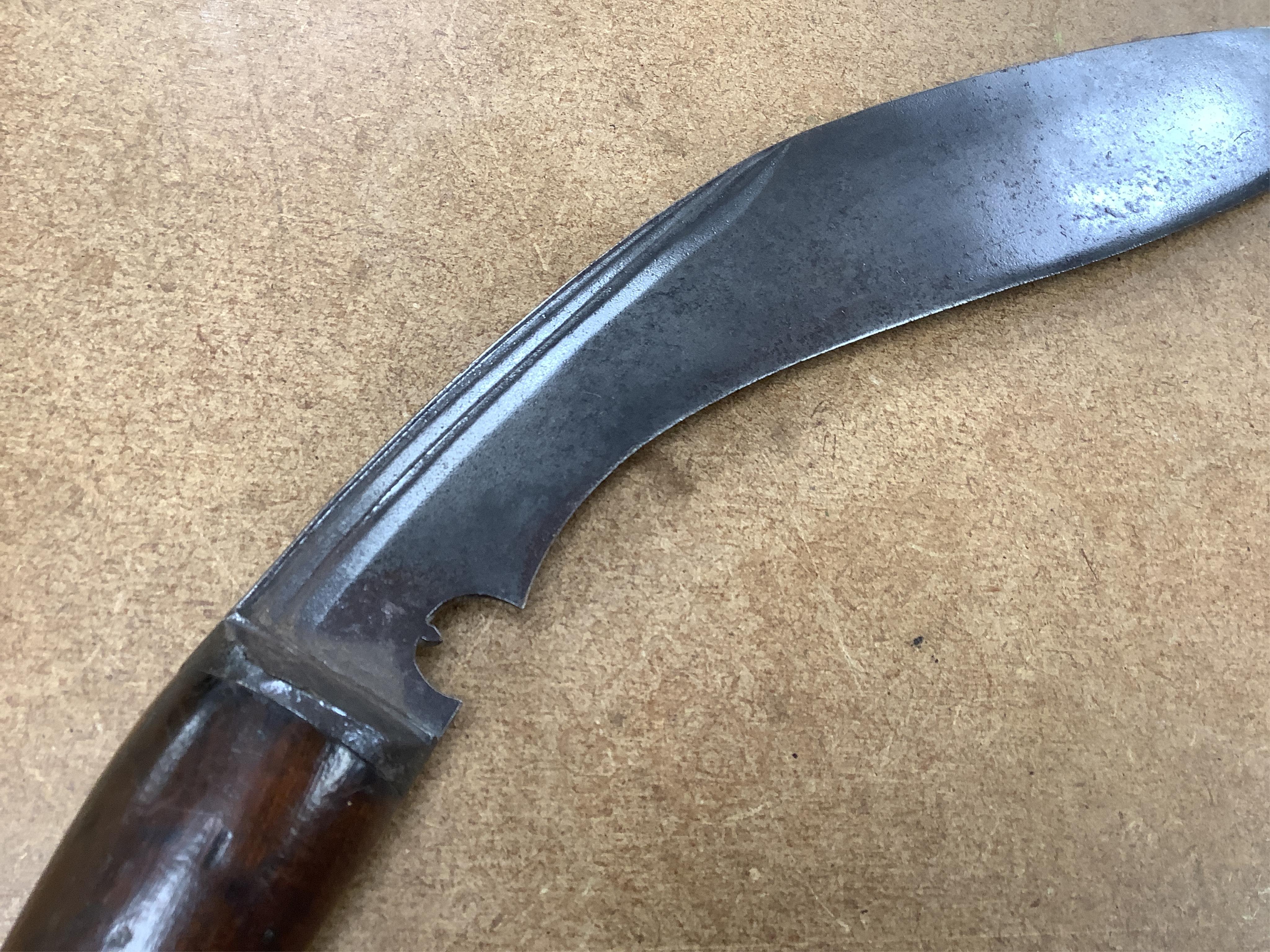 An Indian sword Tulwar, blade 68.5cm. Condition - poor, heavily pitted